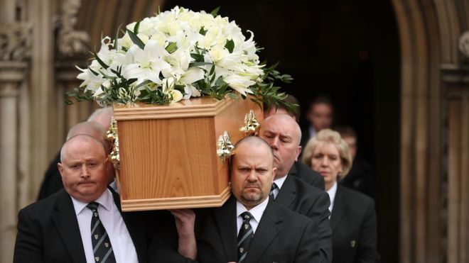 Así fue el conmovedor funeral de Stephen Hawking