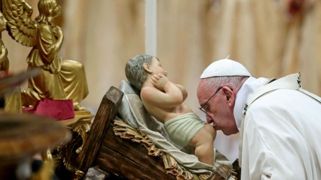 Papa Francisco: el mundo está intoxicado con el consumismo