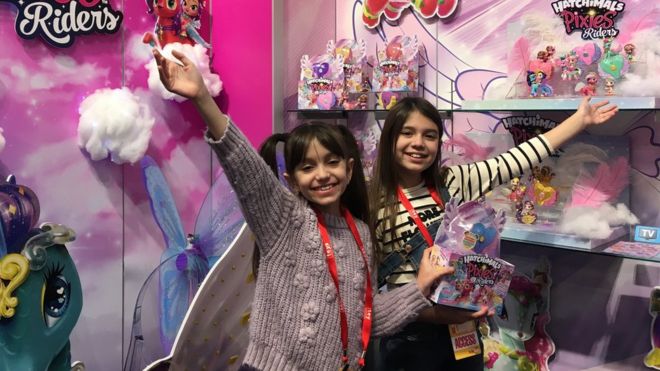Los niños que ganan US$1 millón al año en YouTube
