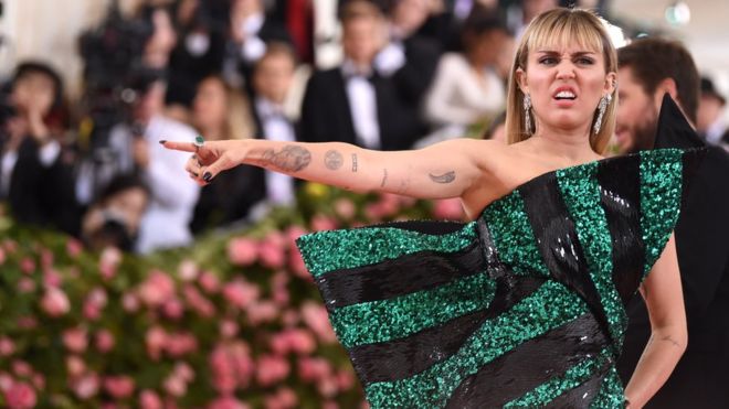 La respuesta de Miley Cyrus tras el ataque de un fan