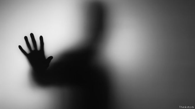 ¿Por qué tanta gente sigue creyendo en lo paranormal?