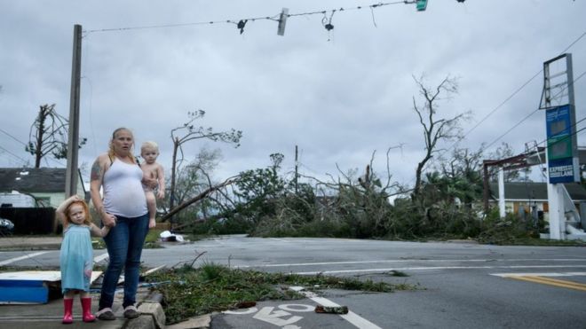 El rastro de destrucción que dejó el &quot;infernal&quot; huracán Michael en Florida