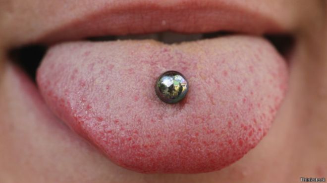 5 problemas provocados por los piercing en la boca