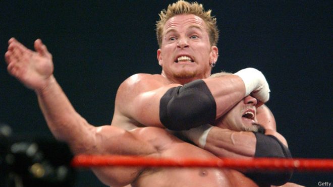 ¿Por qué mueren prematuramente los súper gigantes de la lucha libre?