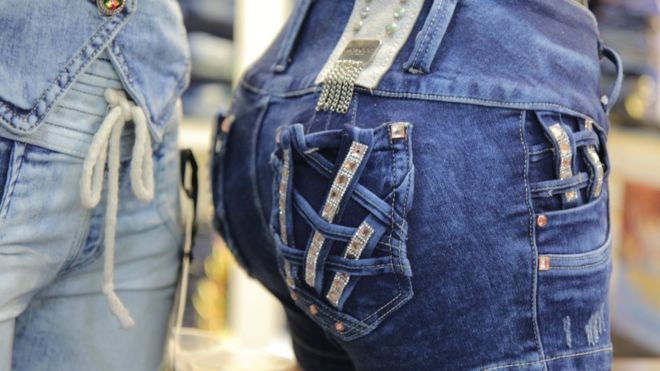 &quot;El levanta cola y el diseño van de la mano&quot;: el secreto detrás del éxito de los jeans colombianos