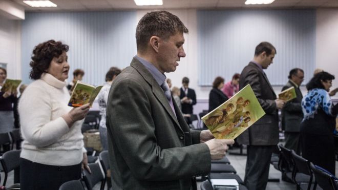 Las denuncias de tortura de los Testigos de Jehová en Rusia
