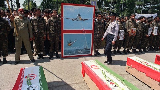 La vez que EE.UU. abatió &quot;por error&quot; un vuelo de pasajeros de Irán