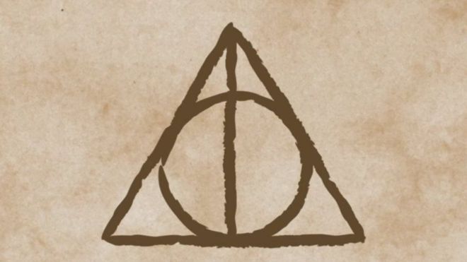 JK Rowling revela cómo surgió el símbolo que aparece en &quot;Harry Potter y las Reliquias de la Muerte&quot;
