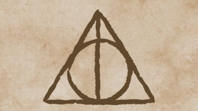 JK Rowling revela cómo surgió el símbolo que aparece en &quot;Harry Potter y las Reliquias de la Muerte&quot;
