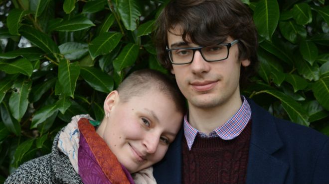 ¿Cómo es vivir la asexualidad en pareja?