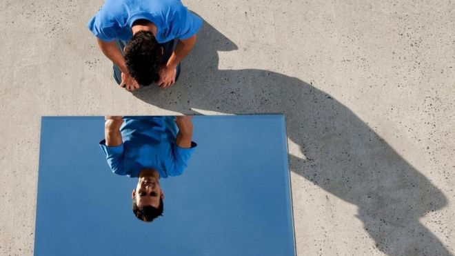 Por qué hablar solo no es un signo de locura sino de éxito