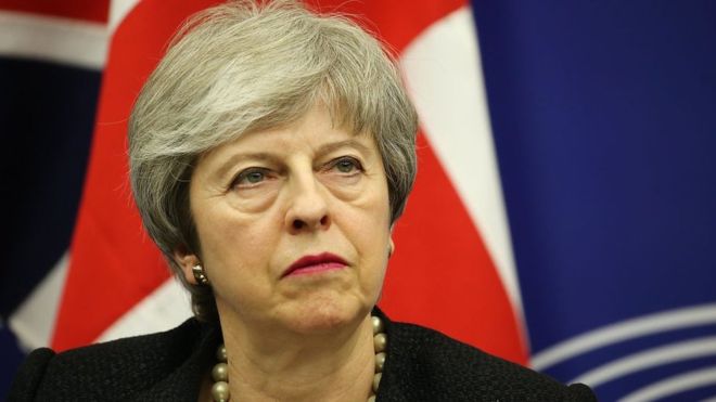 Parlamento británico rechaza un &quot;Brexit duro&quot;