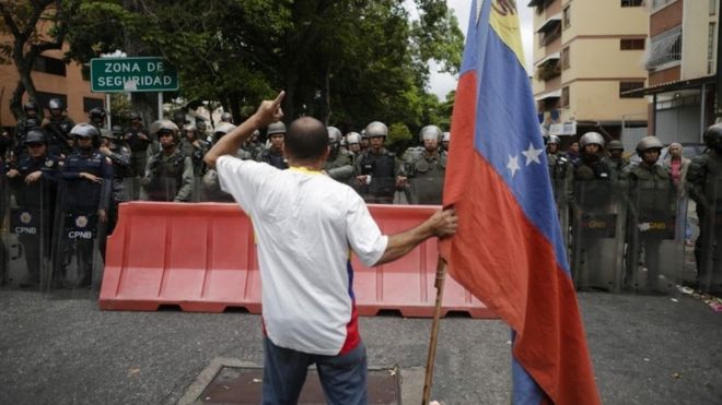 Guaidó invoca la &#039;doctrina Roldós&#039; para Venezuela