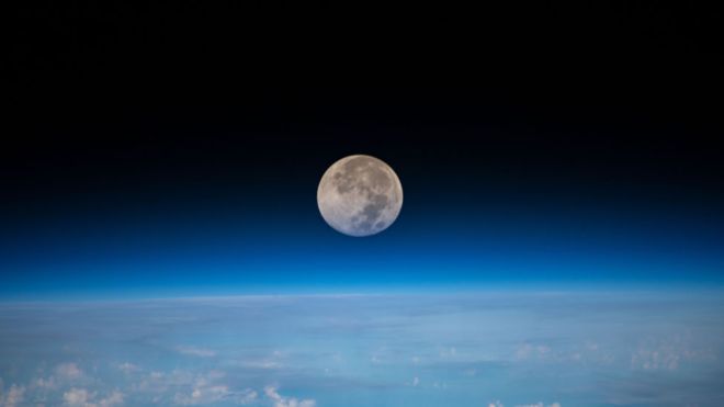 5 grandes misterios sobre la Luna