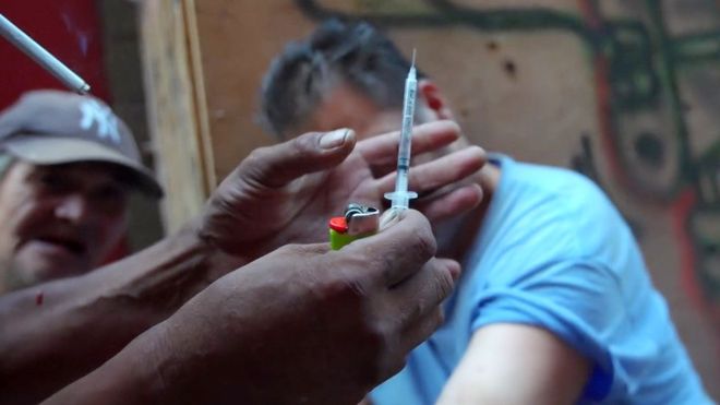 Crisis de opioides: cómo Vancouver está salvando a los adictos
