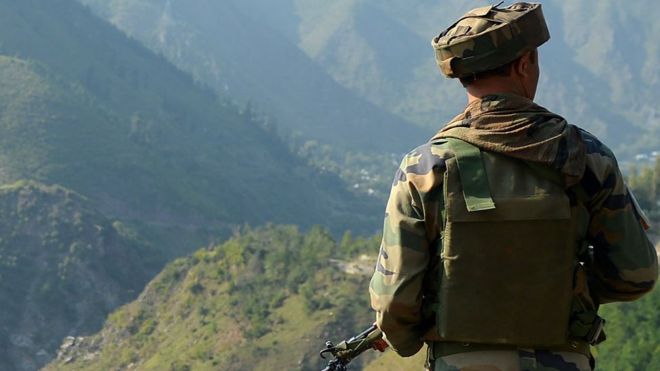 India ataca en territorio de Pakistán por primera vez desde 1971