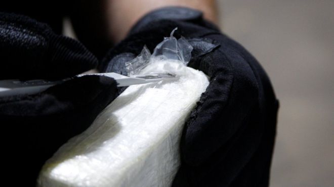 Conceden a dos personas permiso para consumir cocaína en México