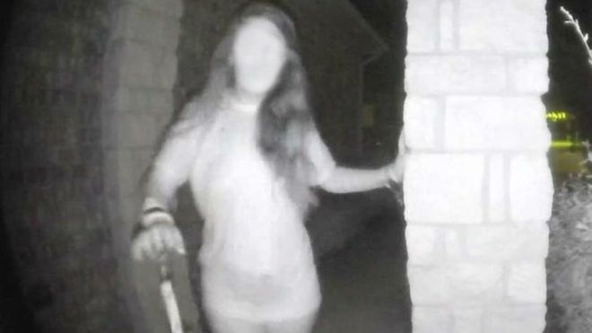 Encuentran a la misteriosa mujer captada por cámaras seguridad en Texas