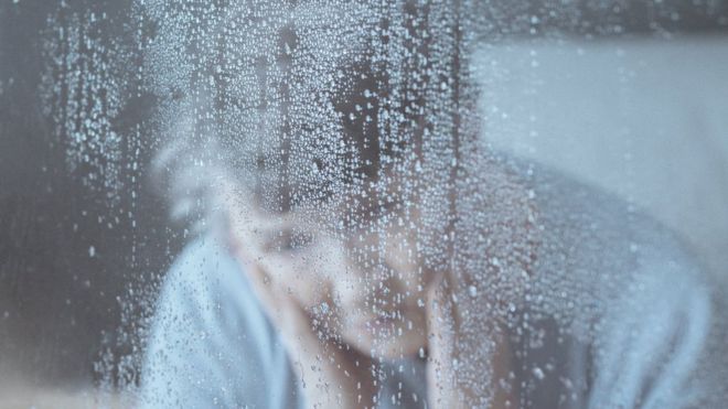 La humedad es la que causa dolor en las articulaciones