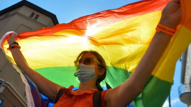 Qué son las “zonas libres de LGBT” de Polonia
