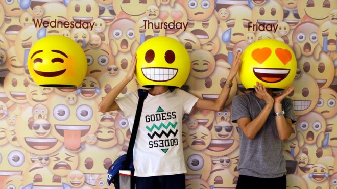 Quién y cómo decide qué nuevos emojis pueden usar millones de usuarios en el mundo