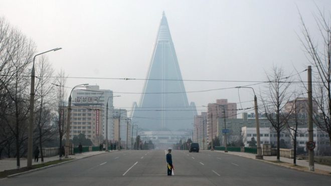 Ryugyong, el extraño hotel fantasma de Corea del Norte calificado como &quot;el peor edificio del mundo&quot;