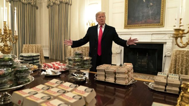 Las 300 hamburguesas que Trump compró para comer en la Casa Blanca