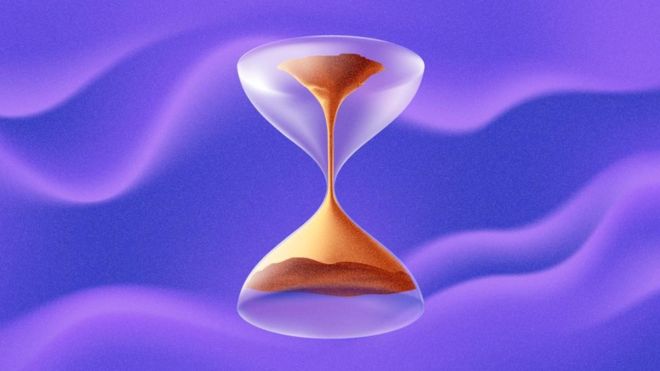 Científicos lograron que el tiempo fluyera hacia atrás (con una computadora cuántica)