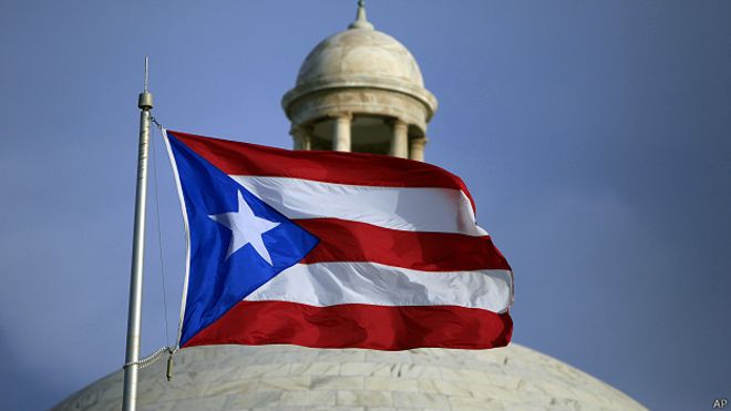 Puerto Rico entra en default por primera vez en su historia