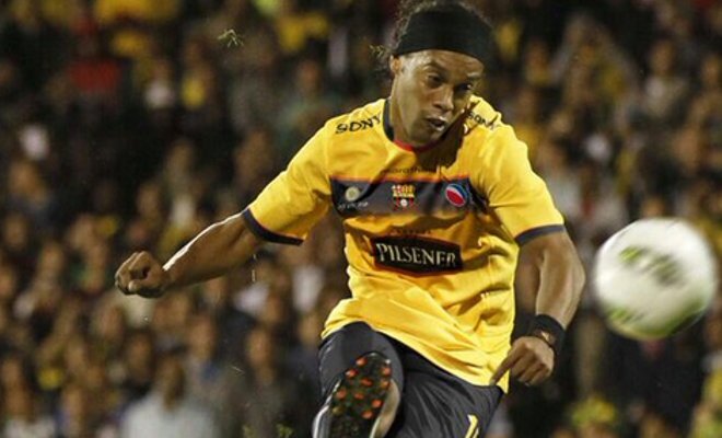 ¿Ronaldinho vestirá la amarilla?