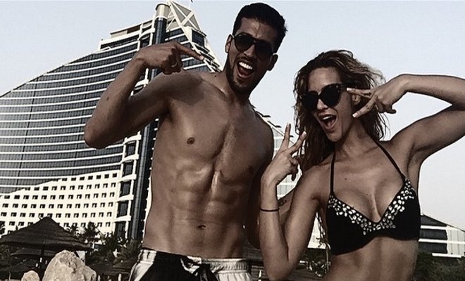 Ezequiel Garay y su esposa protagonizan una sexy sesión de ejercicios