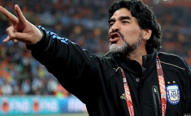 Maradona acusó a la AFA de seguir siendo &quot;la misma mafia grondonista&quot;