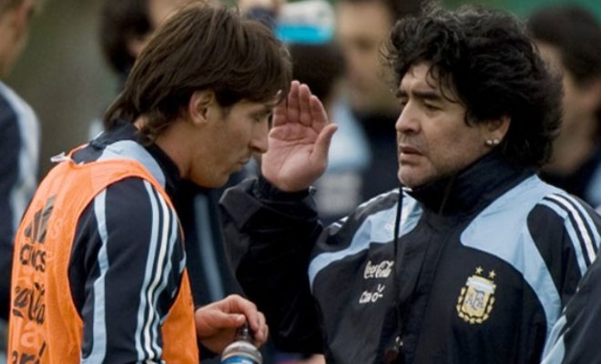 Maradona también usa las redes para pedirle a Messi que no se vaya