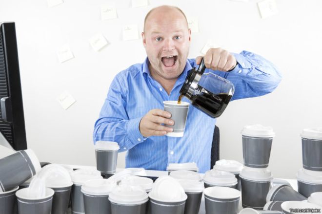 En qué momento puede volverse peligrosa la cafeína