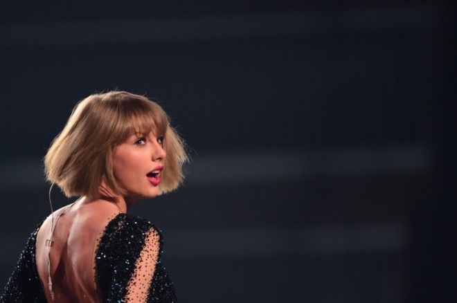 Taylor Swift gana el juicio a un DJ que acusó de agresión sexual