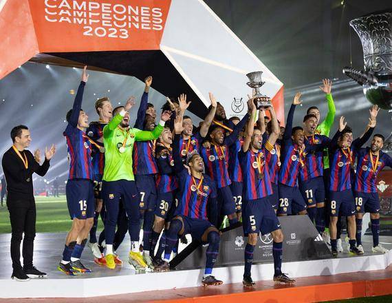 El FC Barcelona celebró el título conseguido.