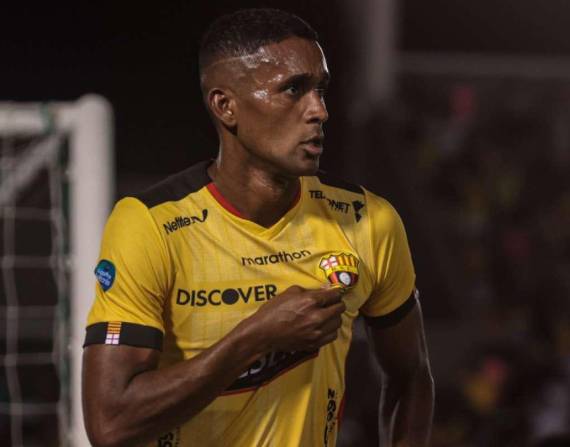 Fidel Martínez, goleador de BSC.