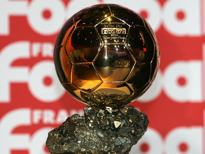 France Football rompe con la FIFA y entregará el Balón de Oro en solitario