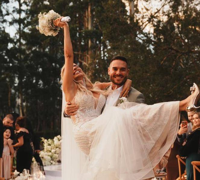 El actor Sebastián Caicedo se casó con su novia Juliana Diez en una íntima y espiritual boda