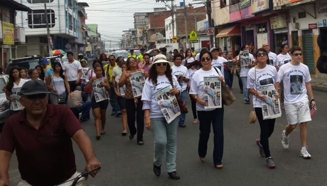 Familiares y amigos de la reina de Durán marcharon en busca de justicia