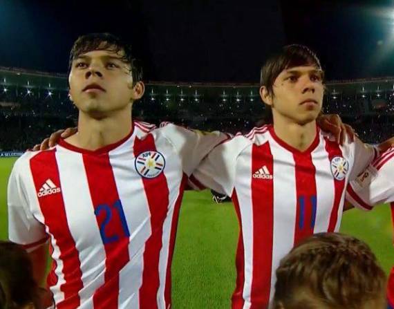 La selección de Paraguay está completo para medir a la 'Tri'.