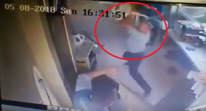 Brutal agresión a guardias de seguridad en Guayaquil