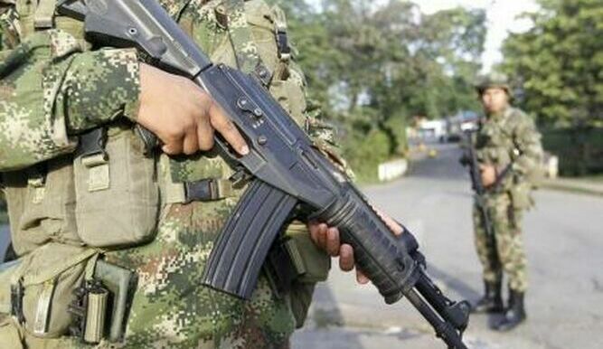 Asesinato de exguerrillero genera temor en zona de FARC en Colombia