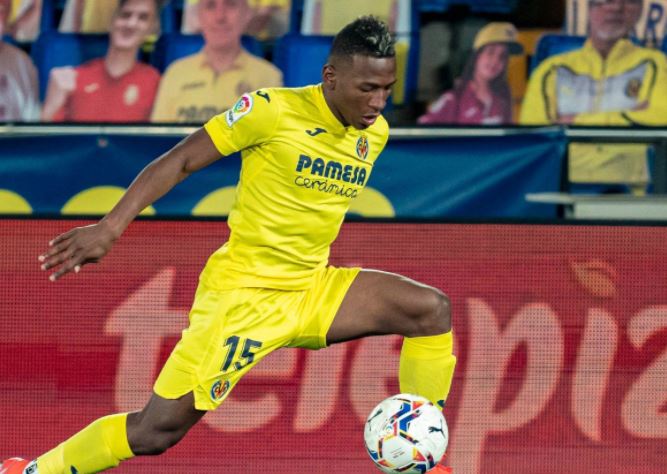 La Juventus estaría interesada en Pervis Estupiñán