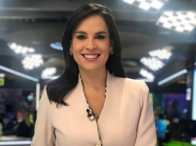 Andrea Bernal renuncia a ser la moderadora del debate presidencial
