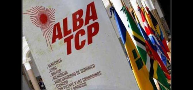 Soberanía, unidad y antiimperialismo centran debate en Cumbre Social de ALBA