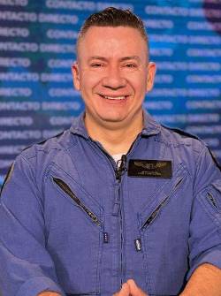 Juan Salinas, ingeniero aeroespacial | 01-12-2025