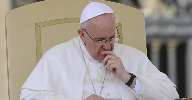 El papa Francisco preocupado porque la &quot;moda&quot; de la homosexualidad invada la Iglesia