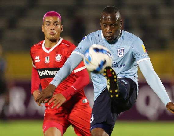 La ‘chatolei’ empató en su primer partido 0-0 conta Unión La Calera chileno