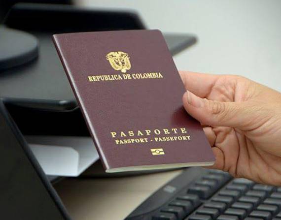 Los Colombianos pueden ingresar a Reino Unido sin pasaporte.